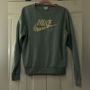Green Nike Sweatshirt